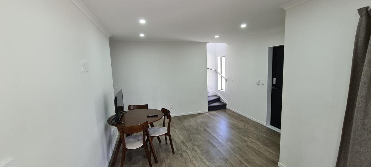 Kudos Business Suites & Airport Motel Auckland Buitenkant foto