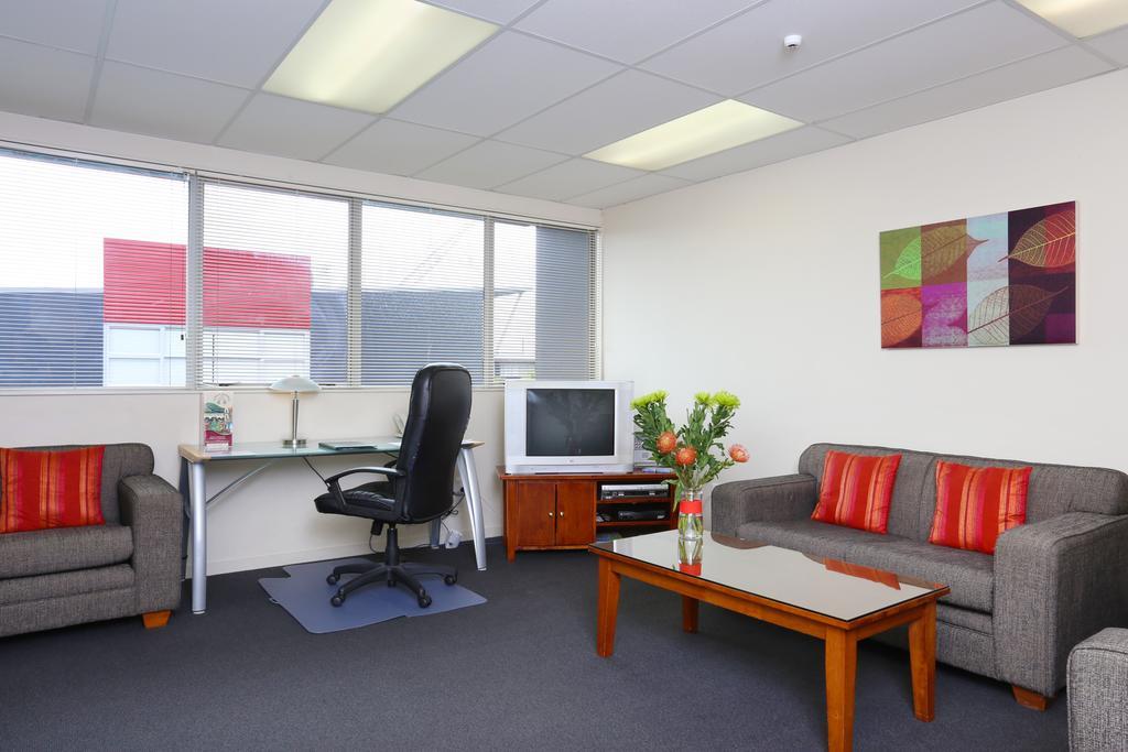 Kudos Business Suites & Airport Motel Auckland Buitenkant foto