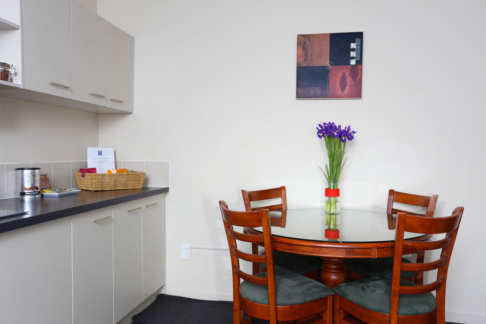 Kudos Business Suites & Airport Motel Auckland Buitenkant foto